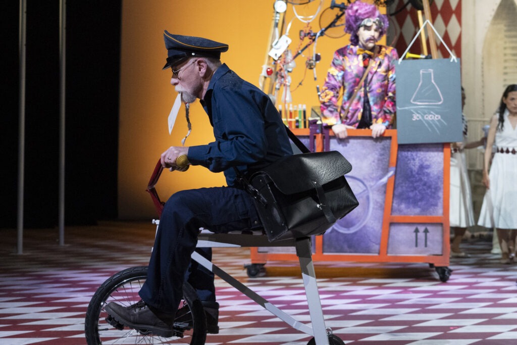 250110-Giessen-L'elisir-d'amore-©LenaBils_LB11862